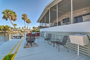 House (3 Bedrooms) | Interior - Boat Dock & Porch: Riverfront Retreat in Homosassa (Homosassa)