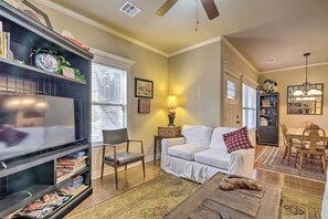 Apartment (3 Bedrooms) | Interior - Fayetteville Apt by Univ of Arkansas Campus! (Fayetteville)