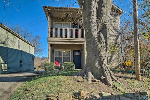 Fayetteville Apt by Univ of Arkansas Campus!