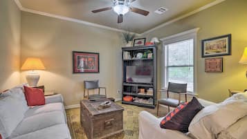Apartment (3 Bedrooms) | Front of property