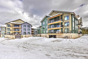 Apartment (3 Bedrooms) | Interior - Condo w/ Mountain Views in Heart of Downtown! (Winter Park)