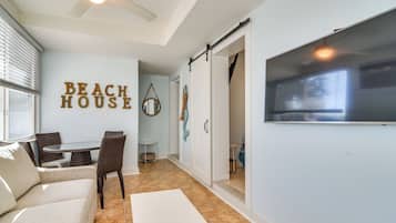 Apartment (1 Bedroom) | Interior