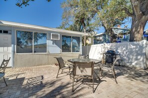 Apartment (1 Bedroom) | Interior - Florida Unit Steps From Indian Rocks Beach Access! (Indian Rocks Beach)
