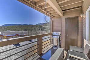 Apartment (2 Bedrooms) | Interior - Condo w/ Views & Hot Tub Access in Silverthorne! (Silverthorne)