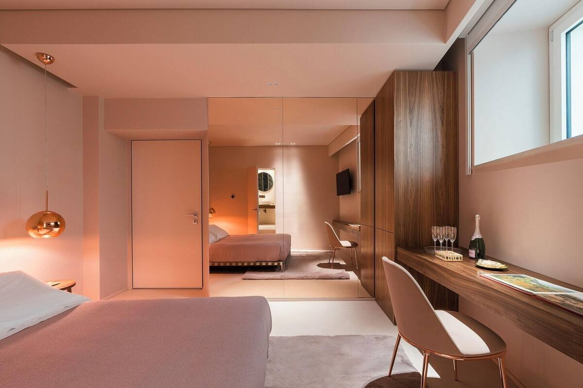 1 dormitorio, ropa de cama de alta calidad, edredones de plumas
