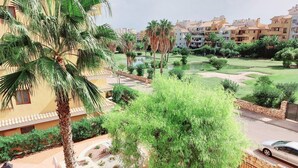 Unclassified image, 3 of 22, button - Oasis of Peace in Torrevieja – Luxury Residence, 3 Pools & 2 min from the Sea (Torrevieja)