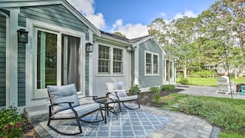 House (6 Bedrooms) | Interior