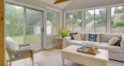 Dennis Retreat: 4 Mi to Mayflower Beach!