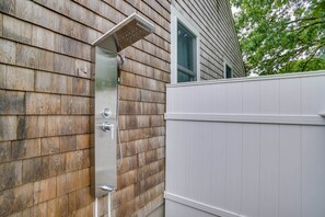 House (3 Bedrooms) | Interior - Dennis Retreat: 4 Mi to Mayflower Beach! (South Dennis)