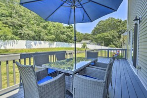 House (5 Bedrooms) | Interior - Onset Home w/ Deck: Walk to Beach on Buzzards Bay! (Buzzards Bay)