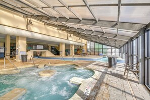 Interior - 1 Mi to Myrtle Beach Boardwalk: Oceanfront Condo (Myrtle Beach)