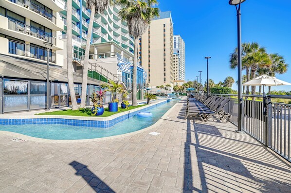 Interior - 1 Mi to Myrtle Beach Boardwalk: Oceanfront Condo (Myrtle Beach)
