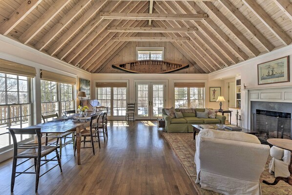 Cottage (2 Bedrooms) | Interior