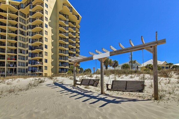 Interior - Bright PCB Condo w/ Gulf Views & Beach Access! (Panama City Beach)
