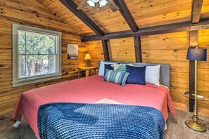 House (4 Bedrooms) | Interior - Rustic Ruidoso Log Cabin With Hot Tub & Deck! (Ruidoso)