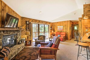 House (2 Bedrooms) | Interior - 1 Mi to Peak 7: Home w/ Hot Tub in Breckenridge! (Breckenridge)