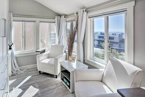 House (2 Bedrooms) | Interior - Luxe Laguna Home w/ Ocean View: Walk to Beach (Laguna Beach)