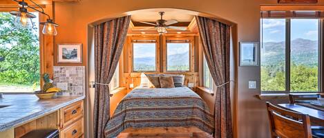 Apartment (0 Bedroom) | Interior