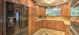 Charming Tallahassee Family Hideaway: 5 Mi to Fsu!