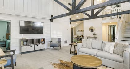 Centrally Located Pinedale Vacation Rental!