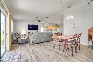 Nhà (2 Bedrooms) | Nội thất