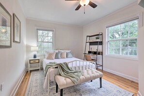 Apartment (2 Bedrooms) - Cozy Mobile Condo w/ Community Outdoor Pool! (Mobile)