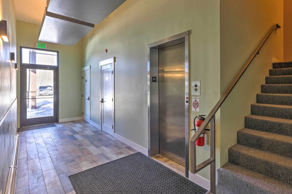 Apartment (1 Bedroom) | Interior