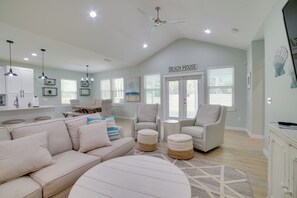 Hus (3 Bedrooms) | Innvendig