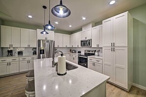 House (3 Bedrooms) | Interior - West End Home w/ Yard < 1 Mi to Beach Access! (Panama City Beach)