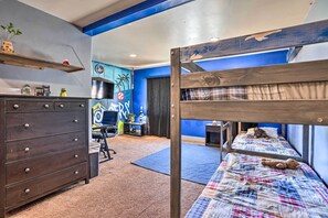 Interior - Lovely Lake Arrowhead Home w/ Private Hot Tub (Lake Arrowhead)