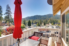 House (4 Bedrooms) | Front of property - Lake & Mountain-view Home: Walk to Downtown! (Crestline)