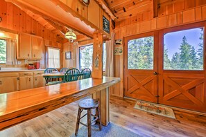 House (2 Bedrooms) | Interior - Big Bear Lake Cabin w/ Deck ~ 7 Mi to Ski Slopes! (Fawnskin)