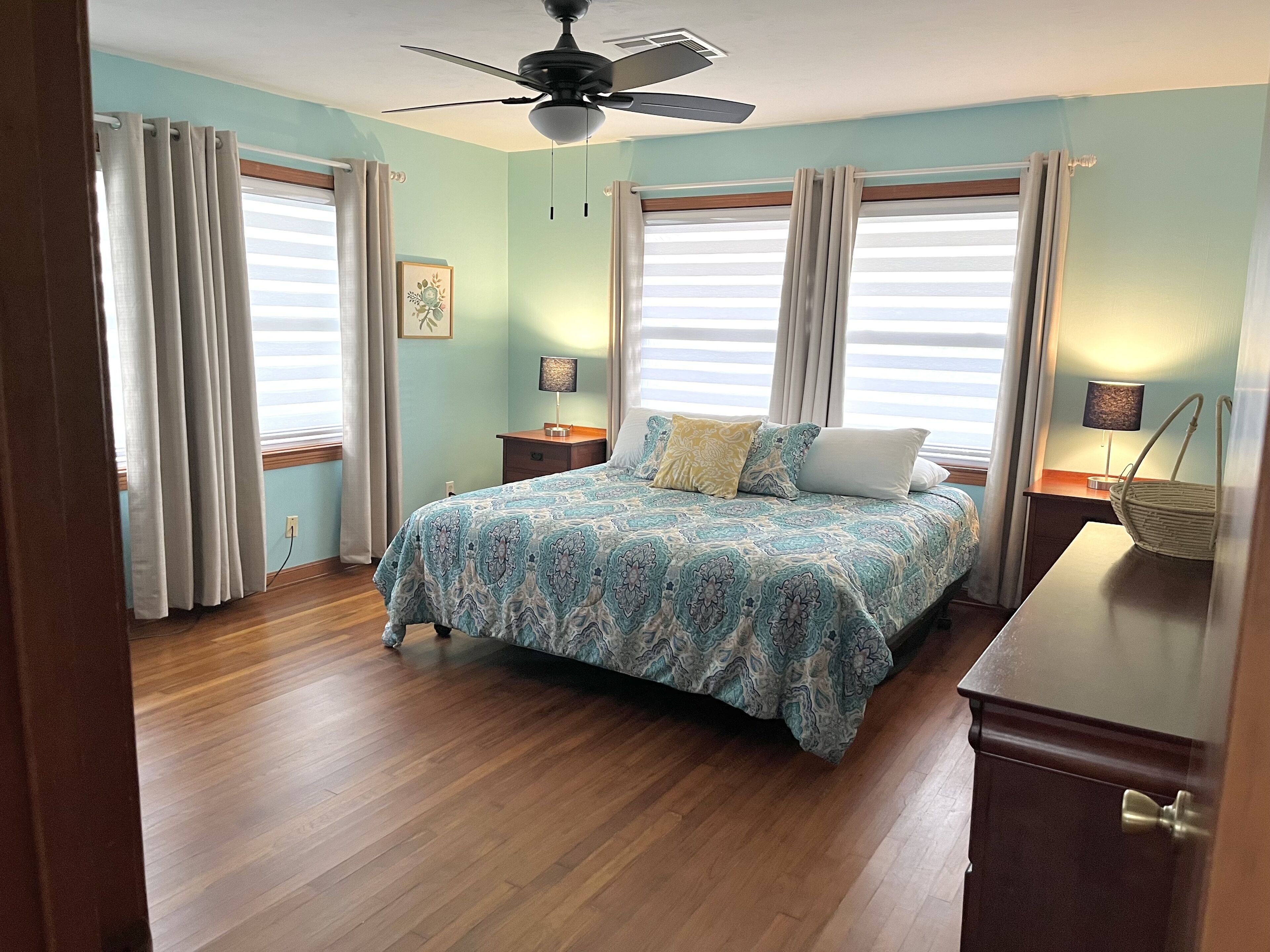 2 bedrooms, desk, free WiFi, bed sheets