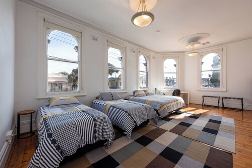 Private Unit in Heritage Building in Fitzroy North