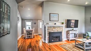 Cottage (2 Bedrooms) | Interior