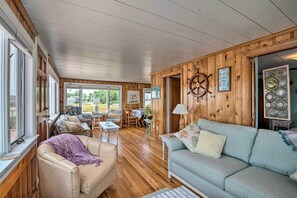 Cottage (2 Bedrooms) | Interior - Deck & Beach Access: Waterfront Cape Cod Cottage (Wareham)