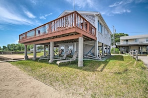 Cottage (2 Bedrooms) | Interior - Deck & Beach Access: Waterfront Cape Cod Cottage (Wareham)