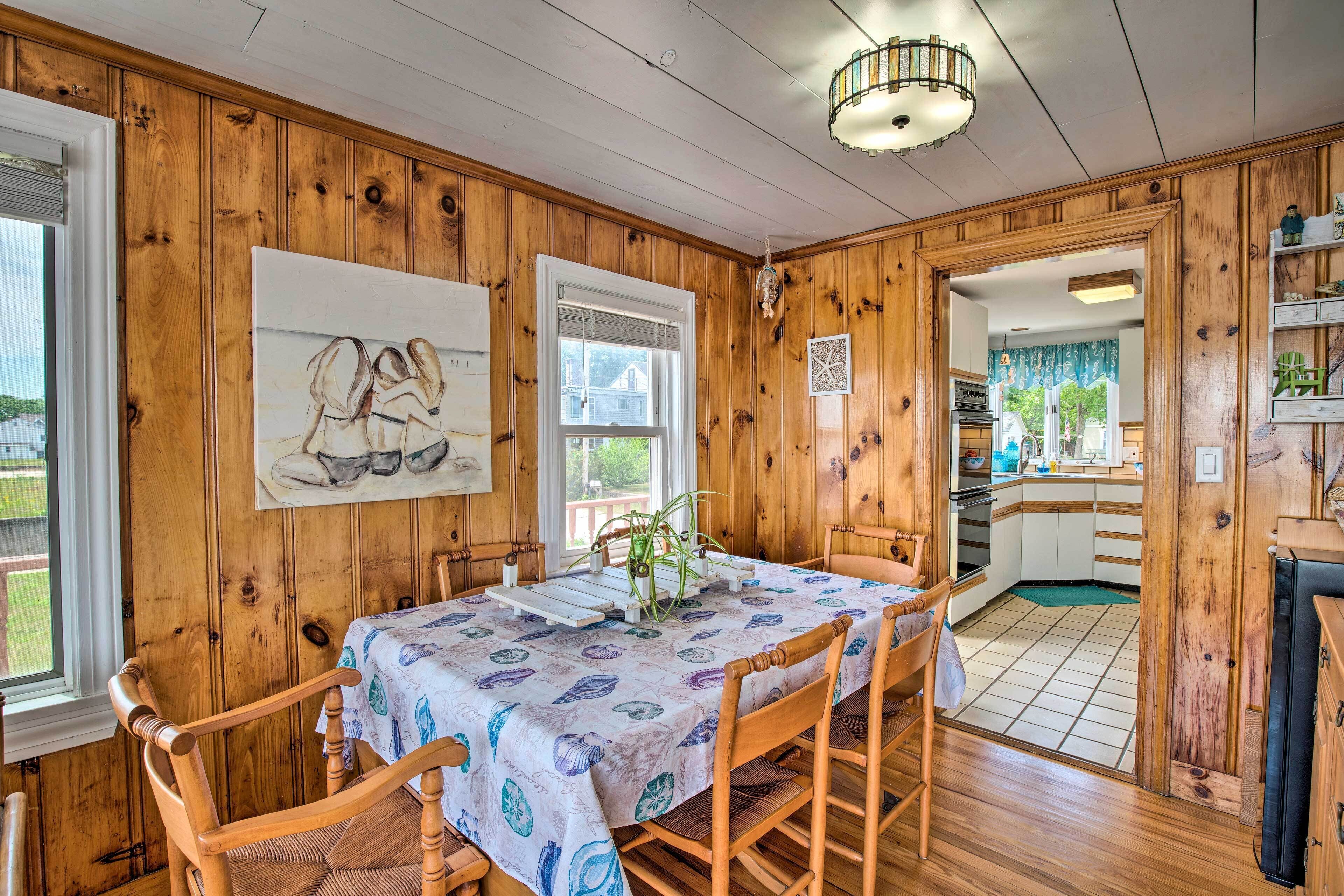 Cottage (2 Bedrooms) | Interior