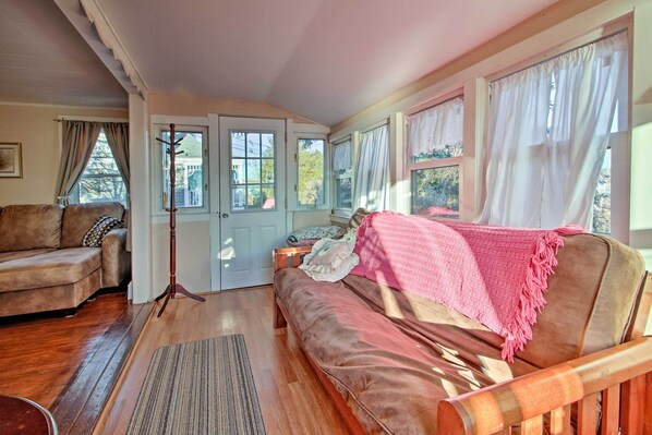 House (2 Bedrooms) | Interior - Steps to Cape Cod Canal: Buzzards Bay Home (Buzzards Bay)