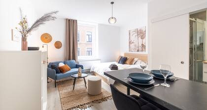 Studio chic neuf proche de l'aéroport & du centre-ville