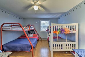 House (4 Bedrooms) | Interior