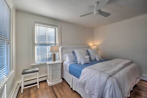 Apartment (1 Bedroom) | Interior - Couples Retreat in Nantucket Walk to Attractions! (Nantucket)