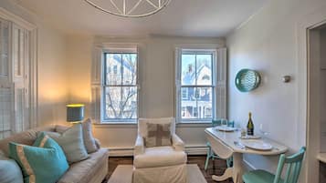 Apartment (1 Bedroom) | Interior