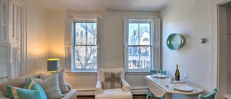 Apartment (1 Bedroom) | Interior