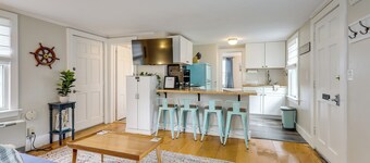 1 Mi to Ferry: 'sea Street Cottage' in Hyannis