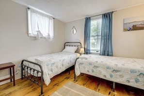 Cottage (2 Bedrooms) | Interior