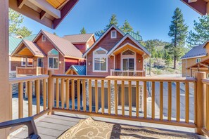 Apartment (3 Bedrooms) | Interior - Central Townhome < 1 Mi to The Village at Mammoth! (Mammoth Lakes)