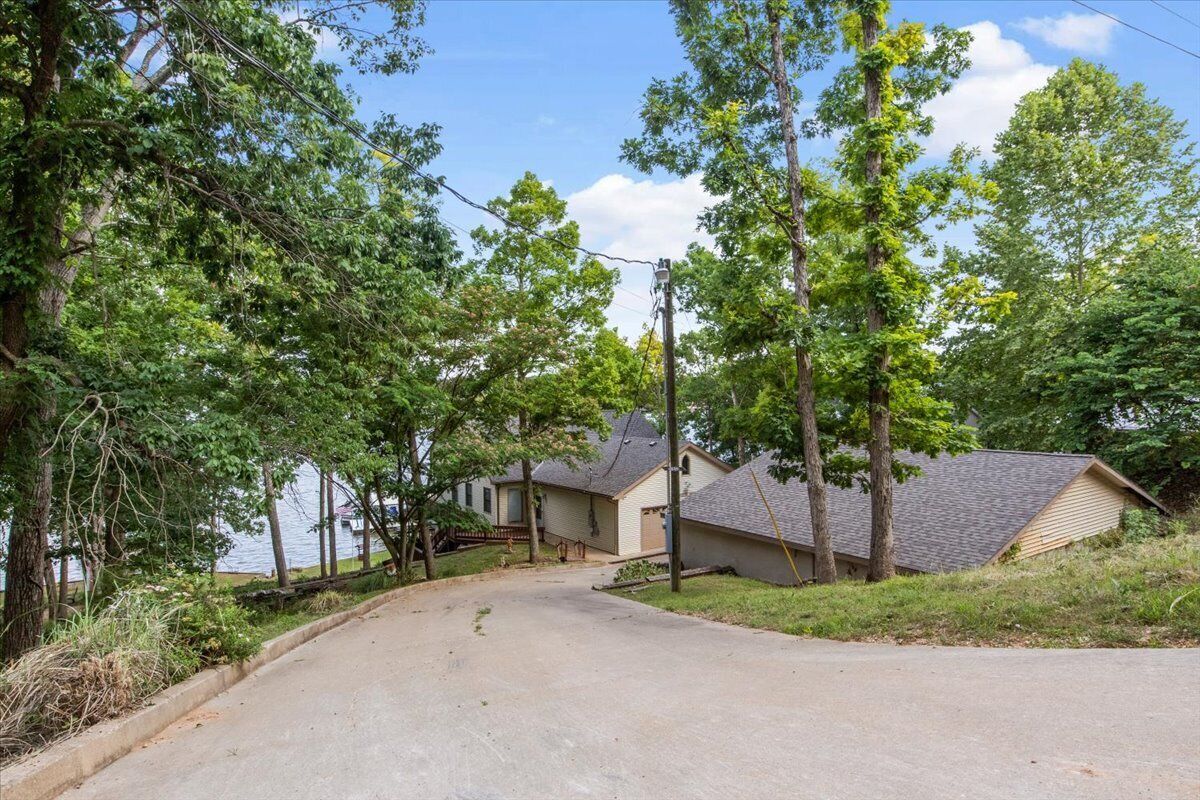 Rumah (6 Bedrooms) | Interior