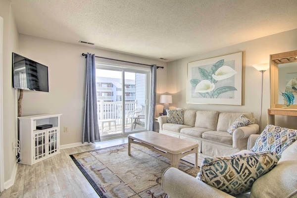 Apartment (2 Bedrooms) | Front of property