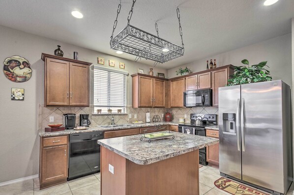 House (3 Bedrooms) | Interior